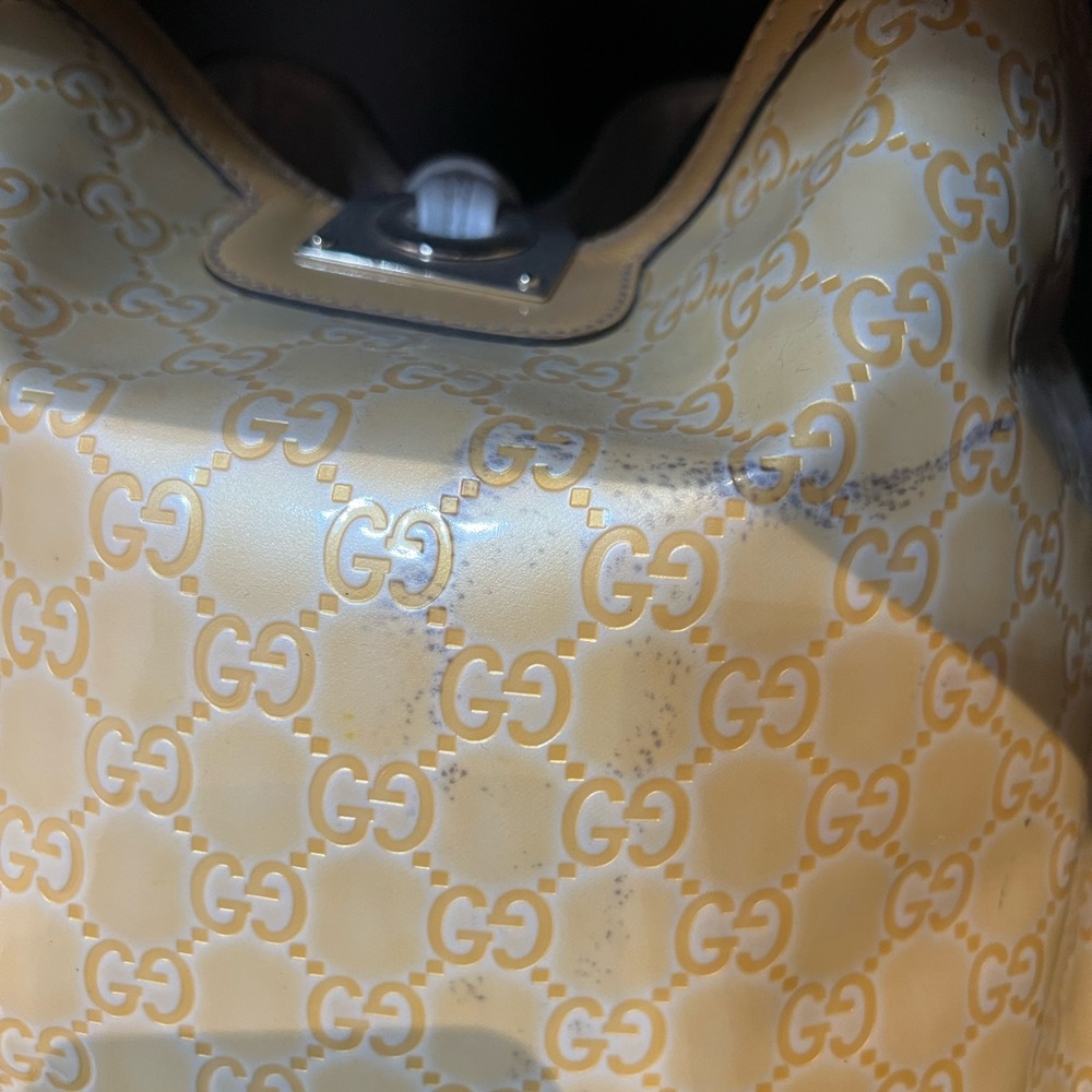 Gucci Yellow and White Patterned Shoulder Bag - Picture 6 of 9